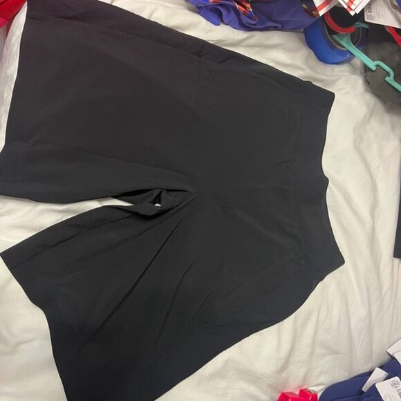 Athleta Brooklyn Bermuda Shorts Black Size  0 New Without Tags - Picture 4 of 8